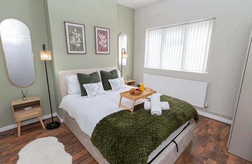 Erdington Apartment | Premium flat Sleeps 4 Free parking