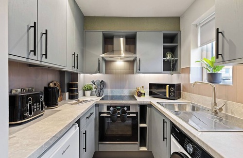 Sheffield Apartment | Premium Studio @ Victoria Court Stay Angels