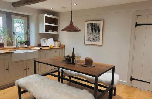 Great Hucklow House | Primrose cottage