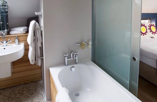 Swaffham Apartment | Print Room 2 at Strattons Hotel