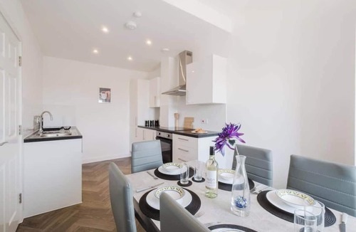 Upton House | Pristine and Modern Home away from Home