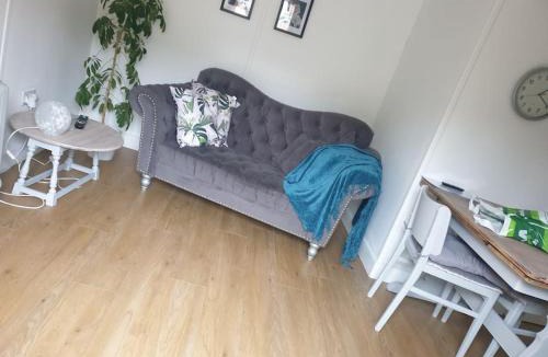 Cradley Apartment | Private Self Contained Annex/Cabin