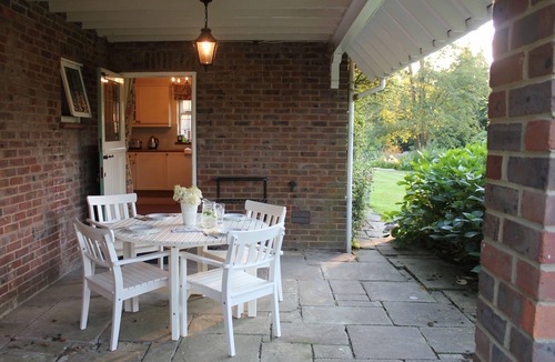 Westcott Apartment | Private, spacious, elegant flat with lovely views, in a beautiful area