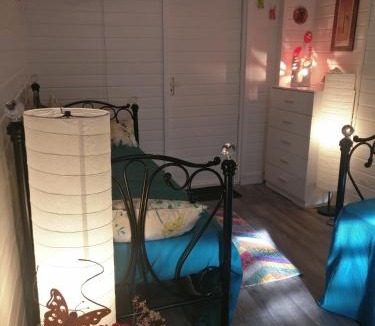 Hanger Hill Apartment | Private Studio Extension with Bathroom and Kitchen