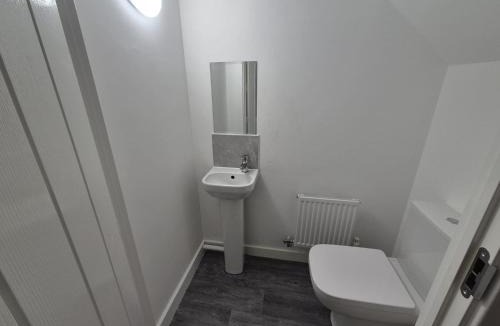 Erdington Apartment | Professional Studio