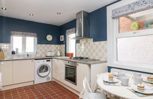 Weymouth House | Quay Cottage