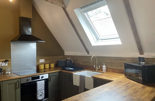 Par Cottage | Queensbury Loft