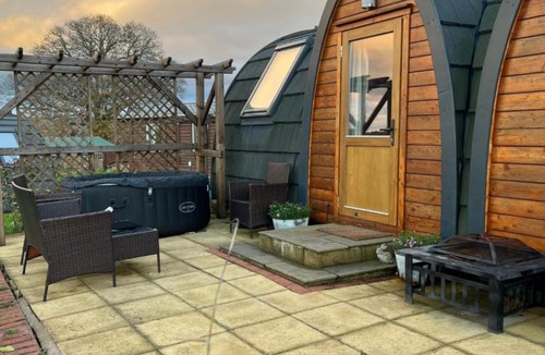 Coalbrookdale Other | Rabbit Glamping Pod