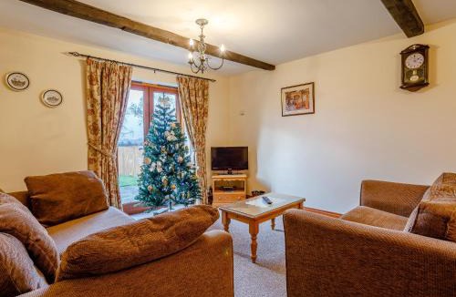 Runcton Holme House | Rafters Barn - E2064A