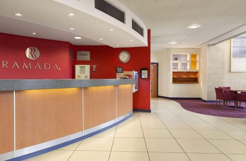 Whittington Hotel | Ramada London North