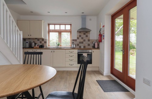 Flamborough Cottage | Razorbill