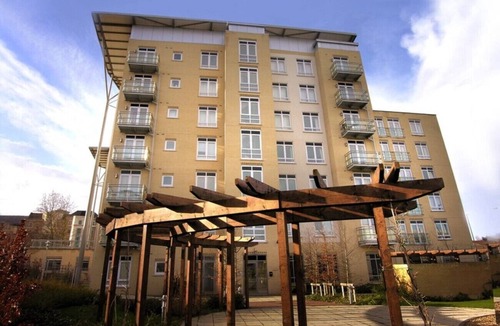 Reading City Centre Apartment | Reading Modern Two Bedroom Apartment