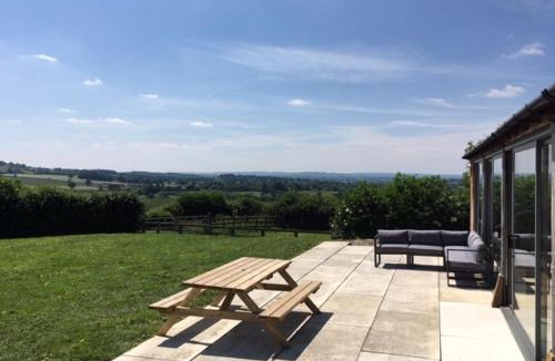 Whichford House | Red Brick Barn