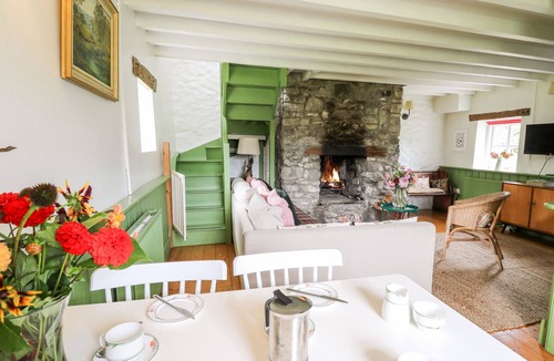 Abergorlech Cottage | Red Kite Lodge