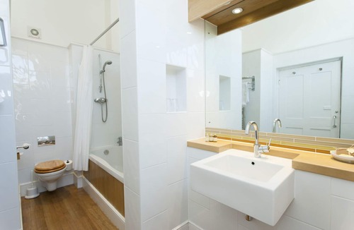 Lacock Hotel | Red Lion - B&B