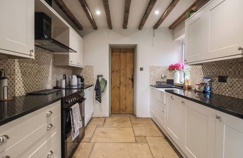 Leven Cottage | Redwoods