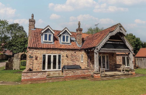 Leven Cottage | Redwoods
