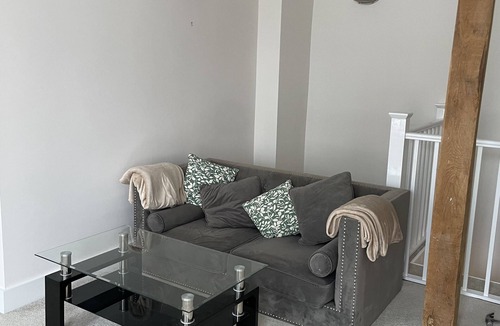 New Forest District House | Refurbished 4 Bedroom Townhouse