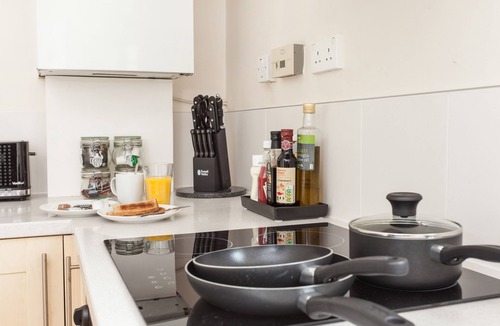 Somers Town Apartment | Regents Park & Euston 1 Bedroom Apartment