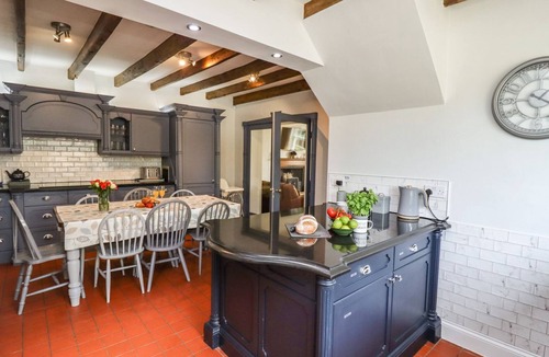 Reighton Cottage | REIGHTON HOUSE, pet friendly, luxury holiday cottage in Filey