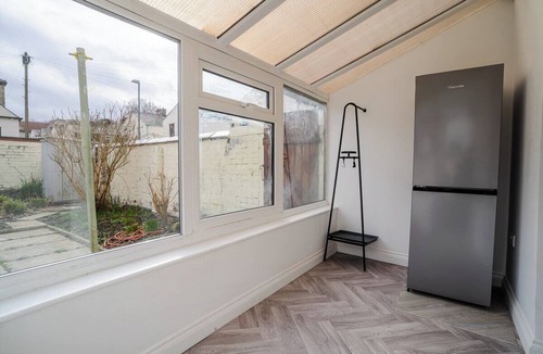 Burnley House | Relax at Raglan @ Burnley 3BR Home | Parking