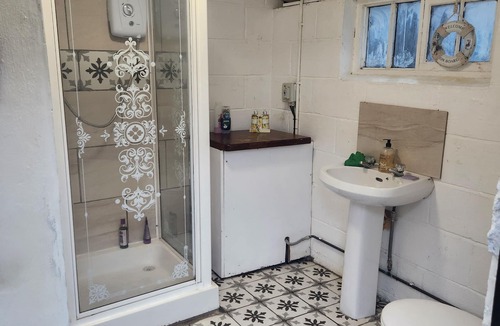 Bishops Castle Cabin | Remarkable 1-Bed Bedford Truck in Bishops Castle