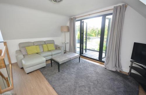 Wroxham House | Rendezvous - stunning corner plot on the main river in Wroxham
