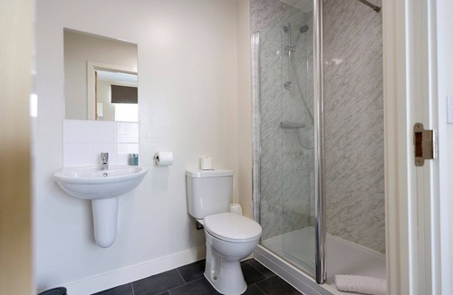 Cheltenham Apartment | Restful Retreat in Cheltenham