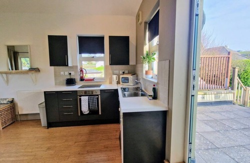 Bantham Apartment | River View - a lovely waterside first floor apartment in Bantham, South Devon