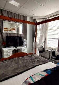 South Shore Bed & Breakfast | Rock Dene Hotel