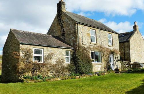 Hallington House | Roman Cottage - - Hadrian's Wall dark sky outpost.