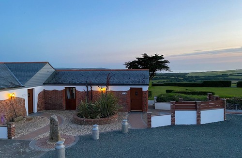 Marhamchurch House | Romantic Hideaway With Countryside And Sea Views