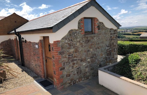 Marhamchurch House | Romantic Hideaway With Countryside And Sea Views