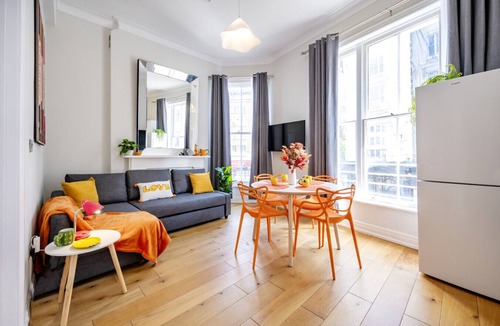Bayswater Apartment | Romantic Notting Hill Escape - 1 Bedroom