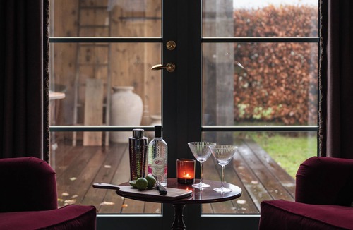 Murthly Cottage | Romantic Scottish Bothy - luxury cottage with an outdoor copper bath