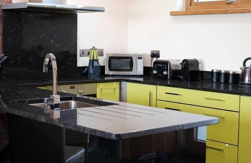 Marhamchurch Apartment | Romantic self catering apartment near Bude, Cornwall