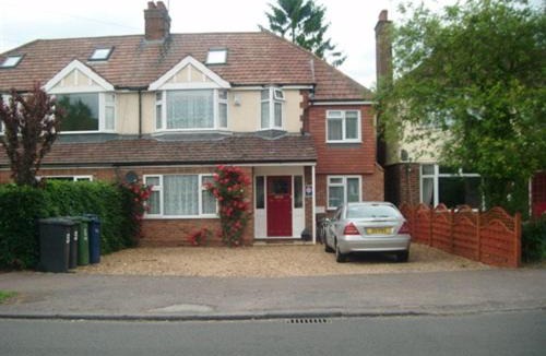 Arbury Bed & Breakfast | Rosa's Bed and Breakfast