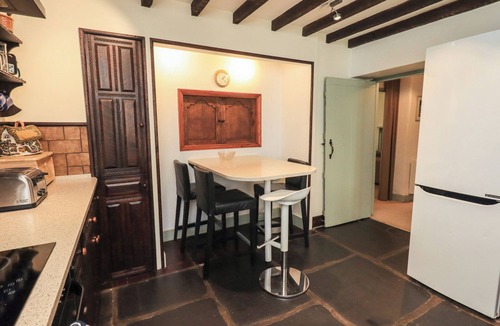 Coniston Cottage | ROSE COTTAGE CONISTON, pet friendly, with open fire in Coniston