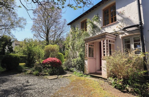 Coniston Cottage | ROSE COTTAGE CONISTON, pet friendly, with open fire in Coniston