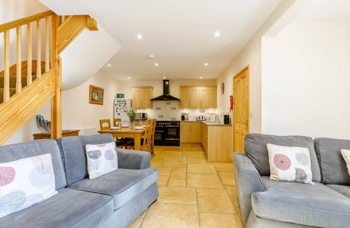 Chipping Norton House | Rose Cottage, Great Tew