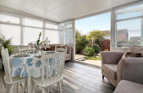 Redcar House | Roselynne