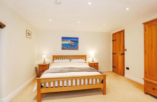 Barnstaple House | Rowan - Ukc9527