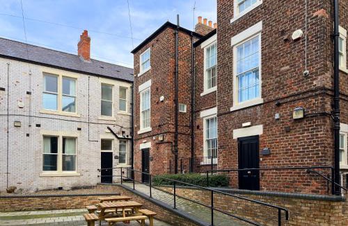 Sunderland City Centre House | Ruby - Ukc7695