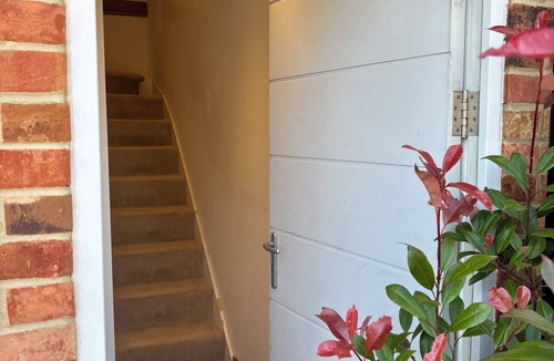 Poundon Apartment | Rural Studio Annexe - Silverstone/Bicester Village