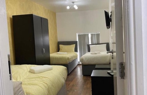Cheadle Hotel | Rushlome Rooms