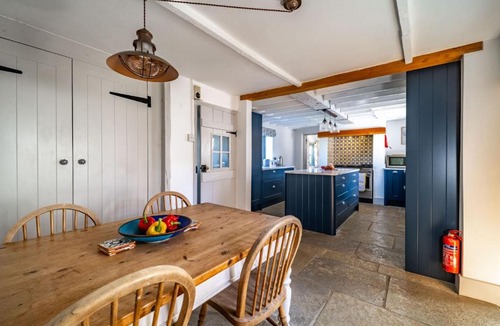 Bacton House | Ruthie Cottage