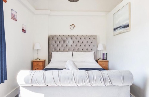 Barnstaple House | Rye - Ukc9528