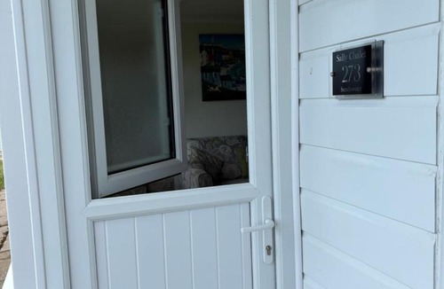 Great Yarmouth Ski Chalet | Sally Chalet