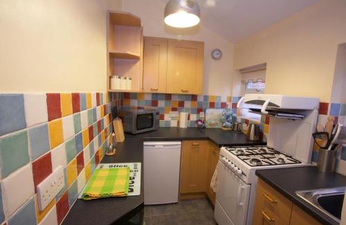 Guisborough House | Saltburn Holidays Primrose Cottage