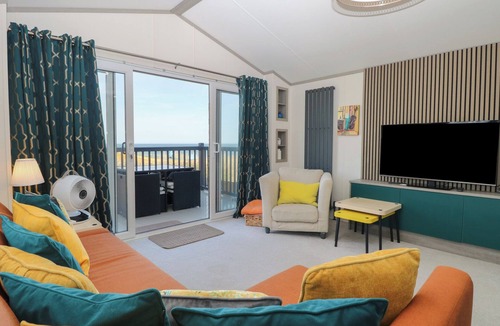 Bacton Cottage | Sand & Serenity
